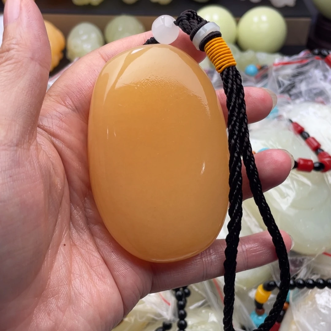 抖***彩石材天然古青石手把件
