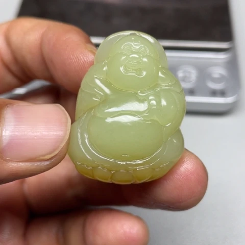 和田玉未镶嵌颈饰小*