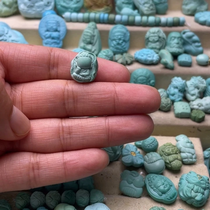 南红玛瑙未镶嵌颈饰