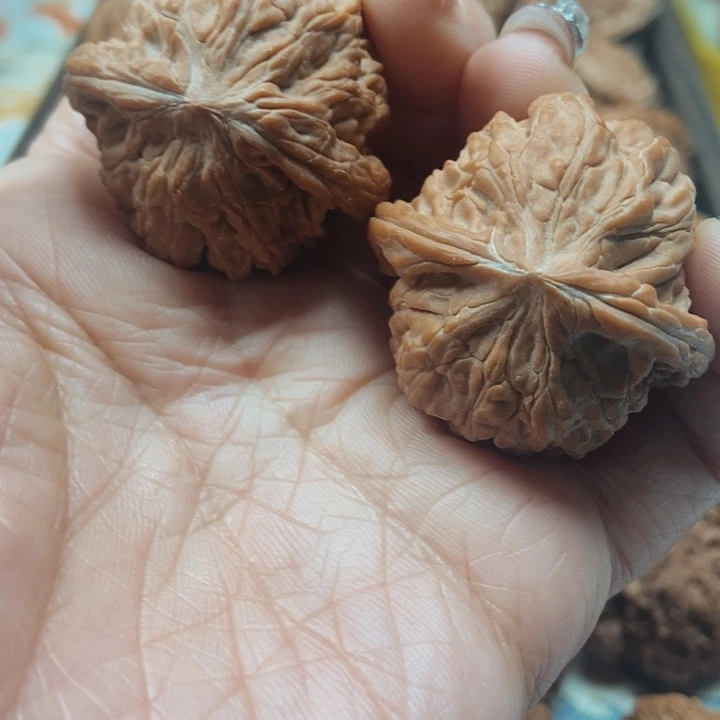 文玩核桃吊坠磨盘