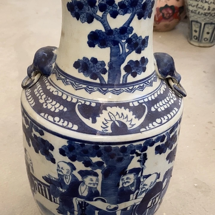 瓷片我也好可爱☺️？在干嘛