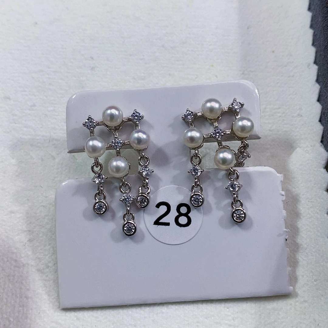 银S925镶嵌淡水珍珠耳饰