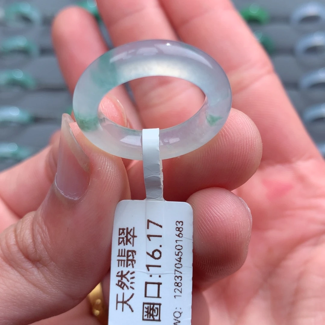 翡翠戒指未镶嵌天然