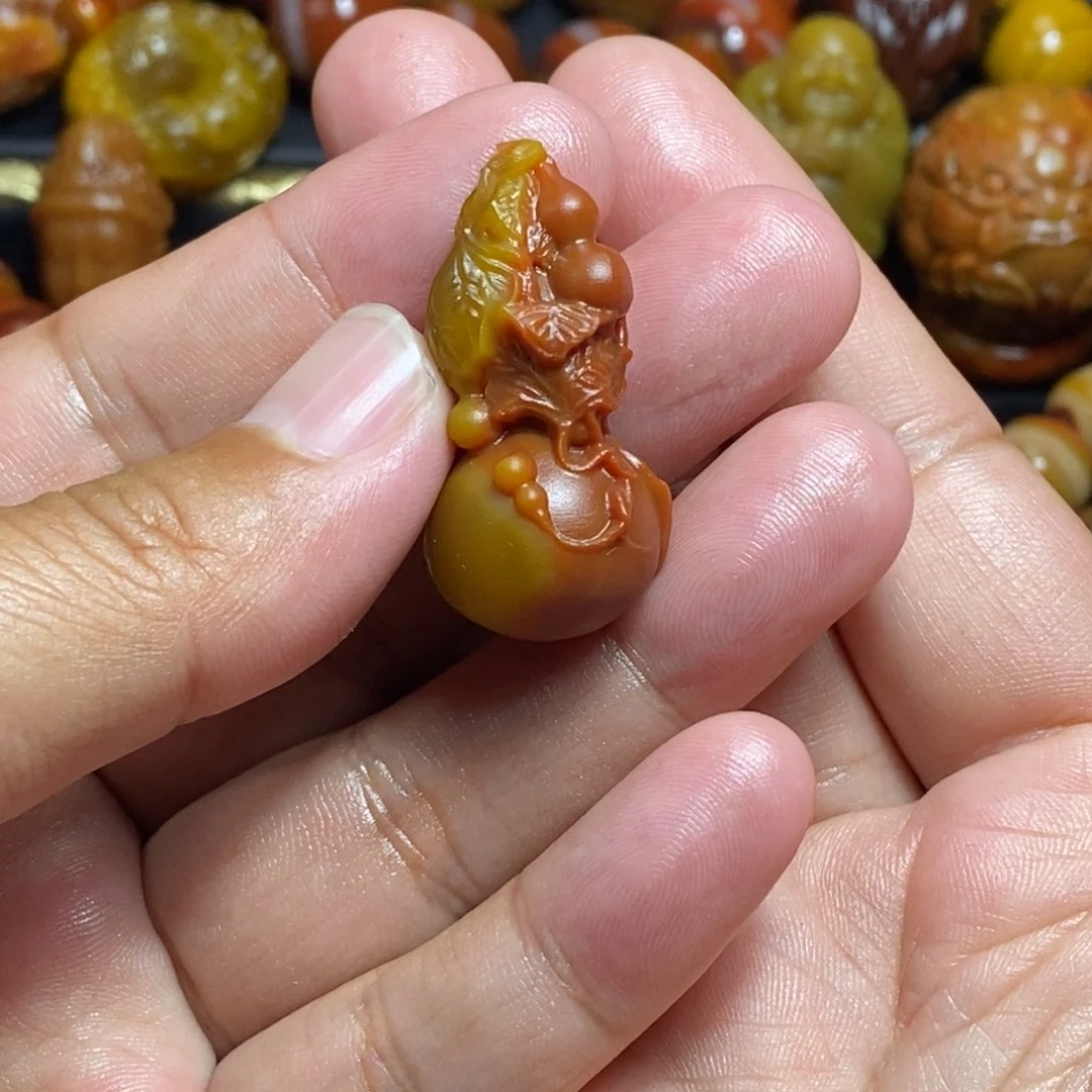 玛瑙/玉髓战国红未镶嵌刚***你