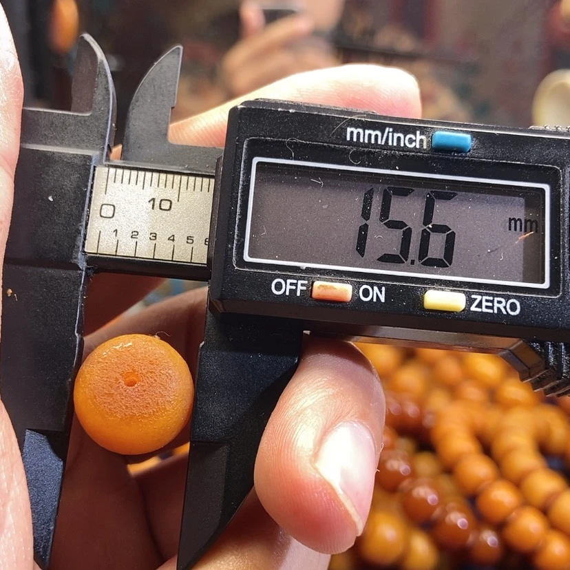 【闪购商品】蜜蜡未镶嵌珠宝奇石