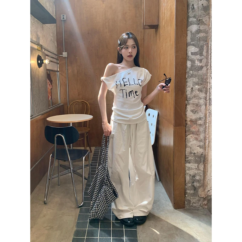 纯欲慵懒风女装白色斜肩扭结短袖t恤高腰显瘦弯刀裤阔腿裤拖地裤