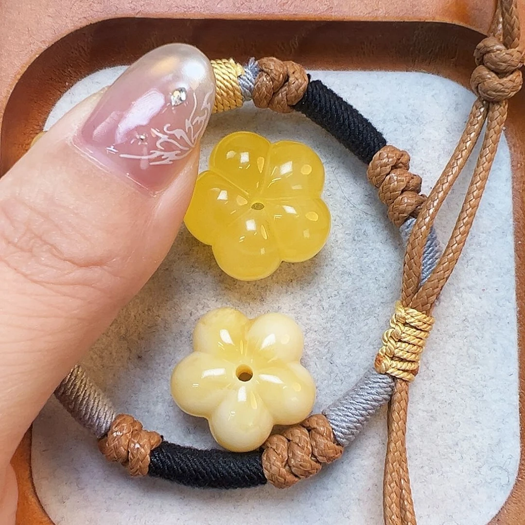 未镶嵌琥珀珠宝奇石睡*了