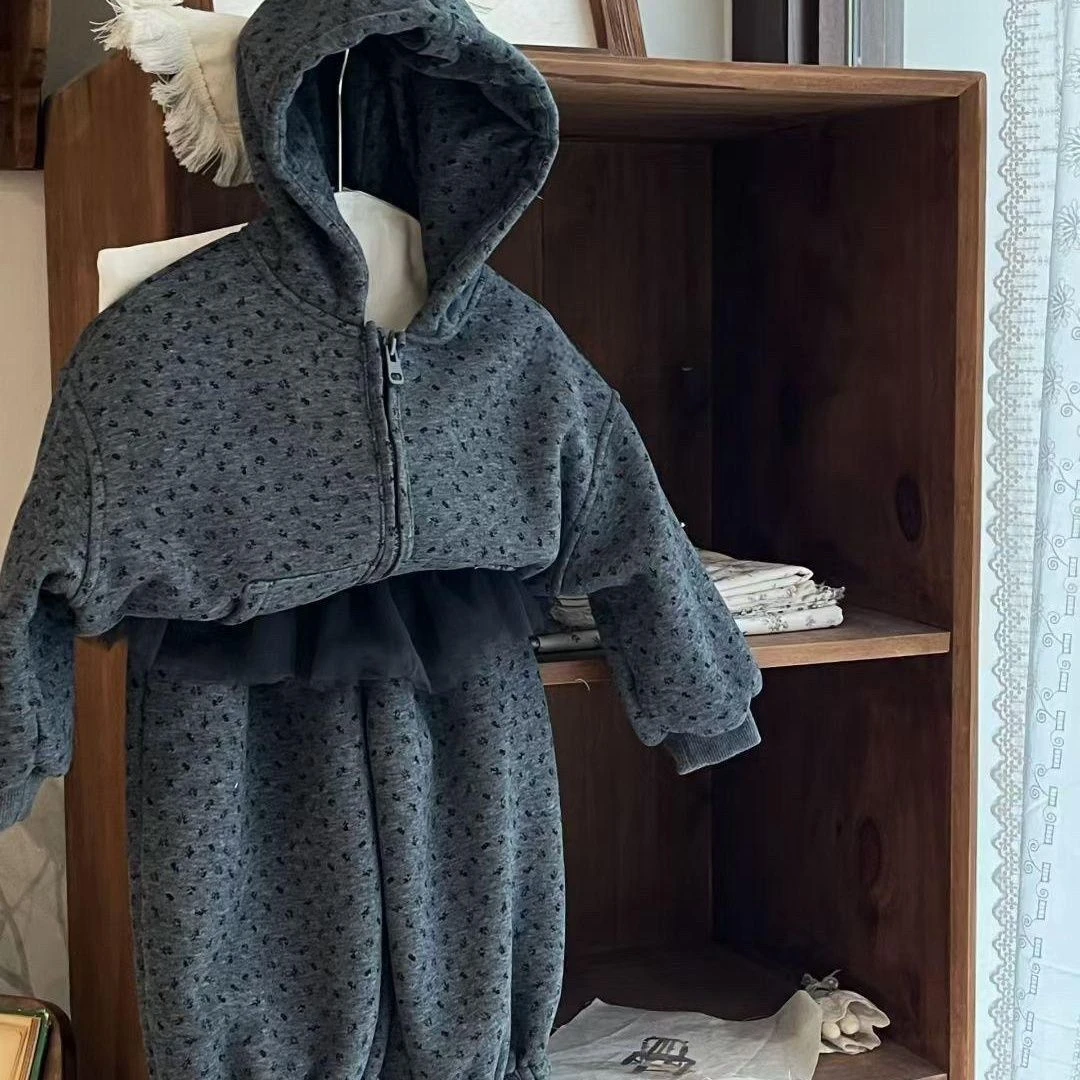 女童套装2025秋冬新款女孩洋气碎花连帽开衫网纱卫裤休闲两件童装