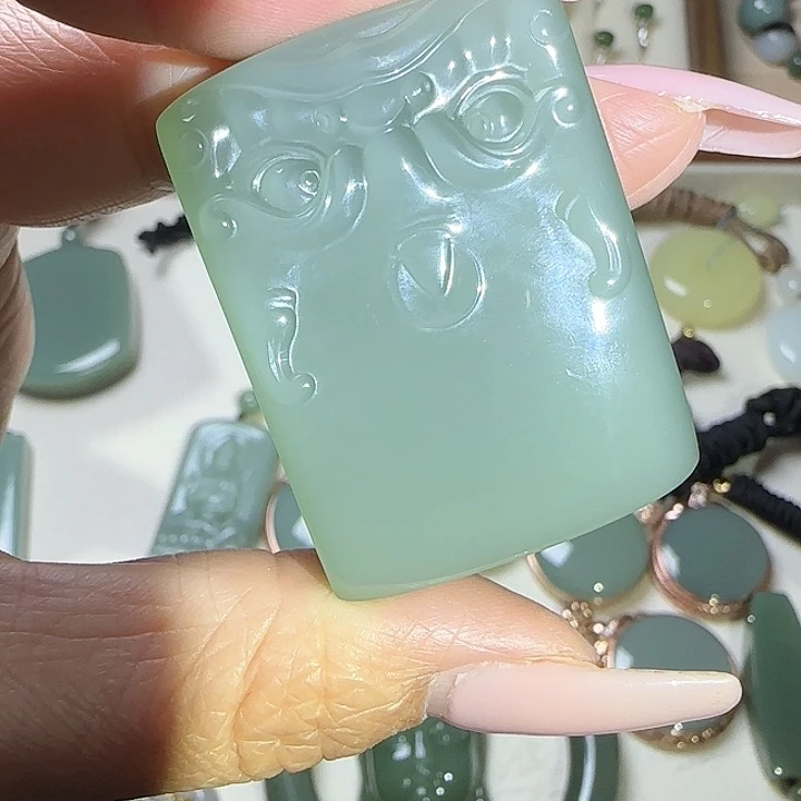 和田玉未镶嵌挂件