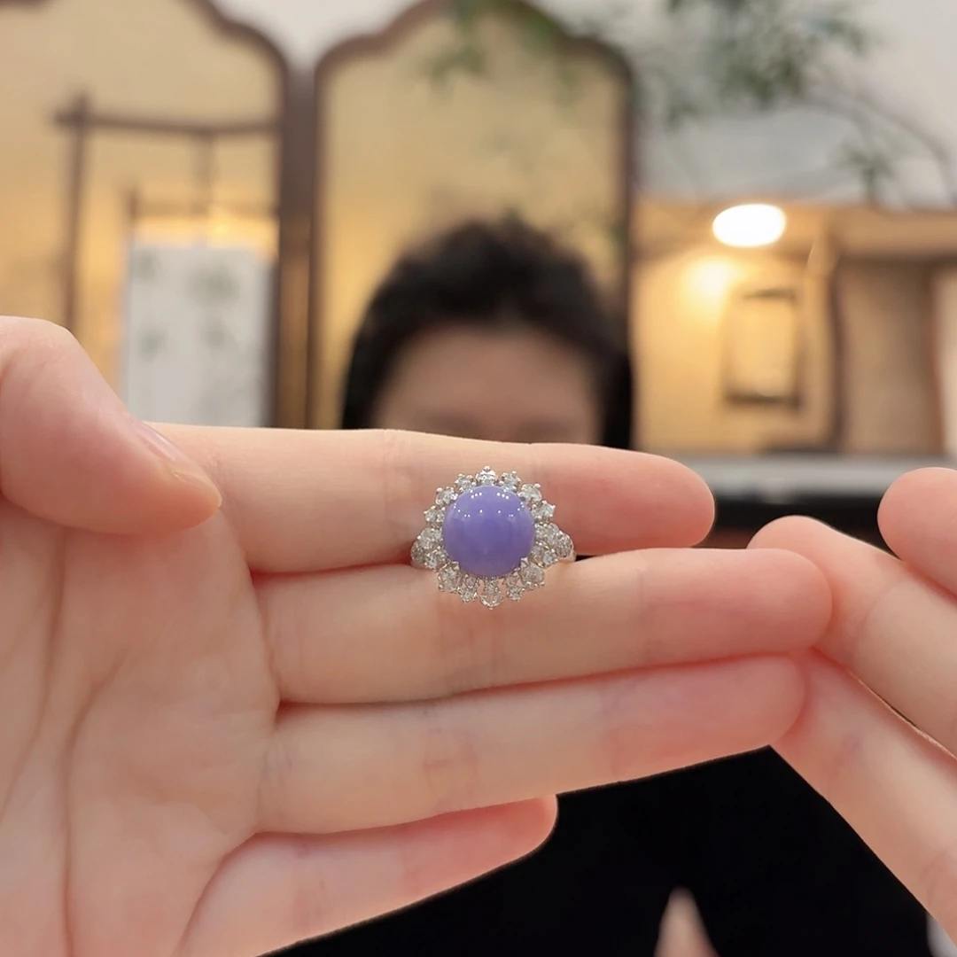 翡翠18K金镶嵌戒指