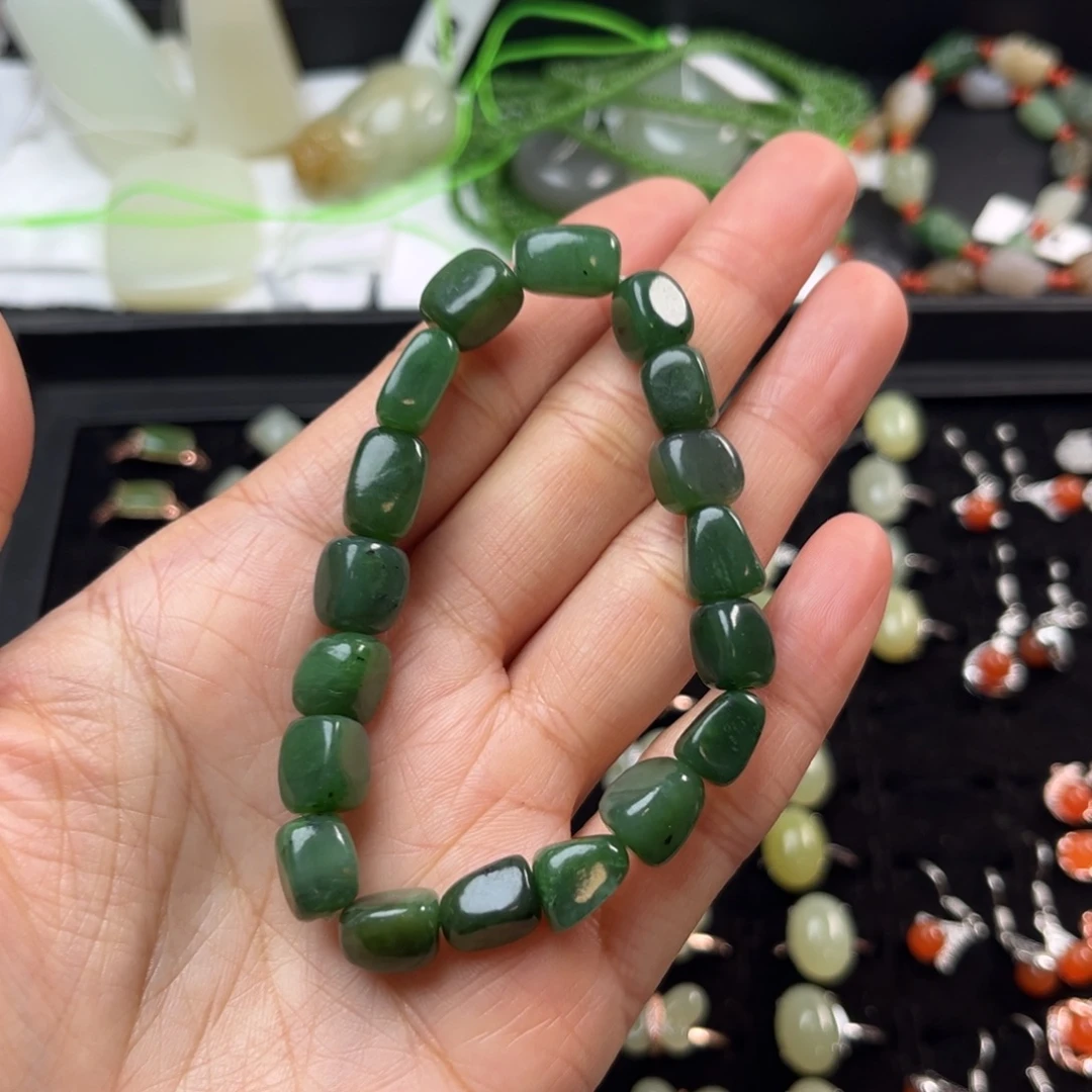 南红玛瑙未镶嵌珠宝奇石