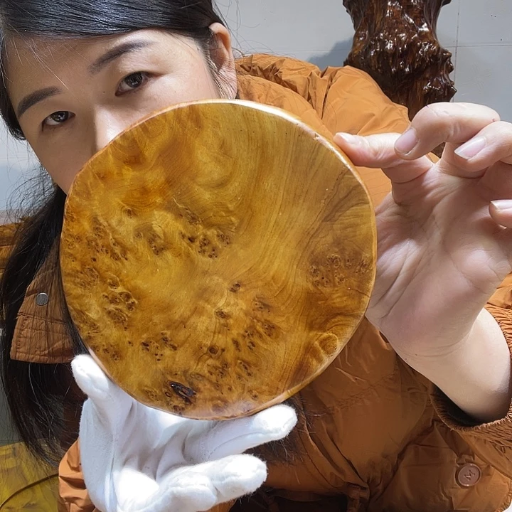 Y***钊香杉干泡干泡干泡