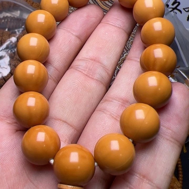 猴头核桃吊坠快快乐乐