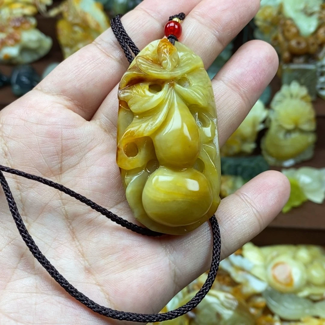 蛇纹石玉未镶嵌吊坠(赠链)