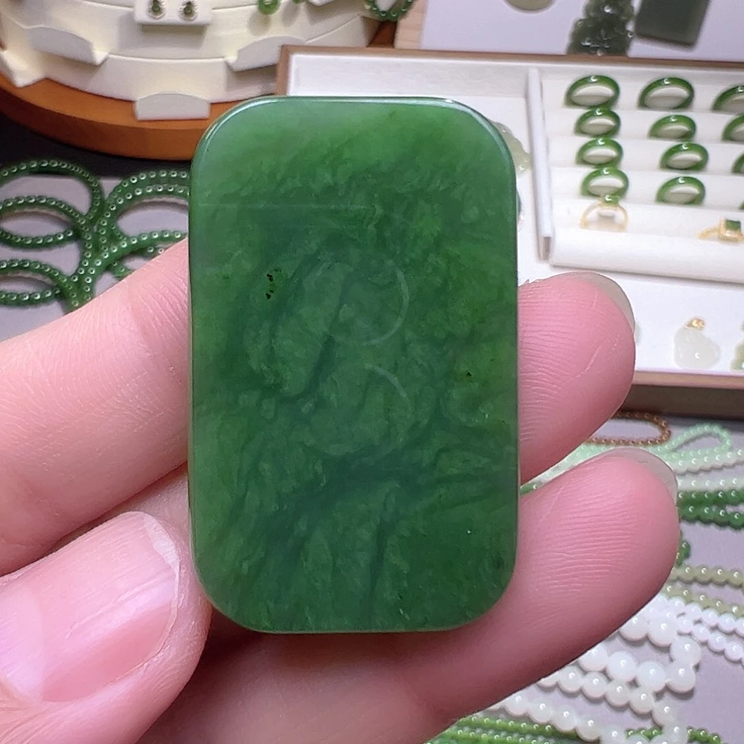 和田玉（碧玉）未镶嵌颈饰