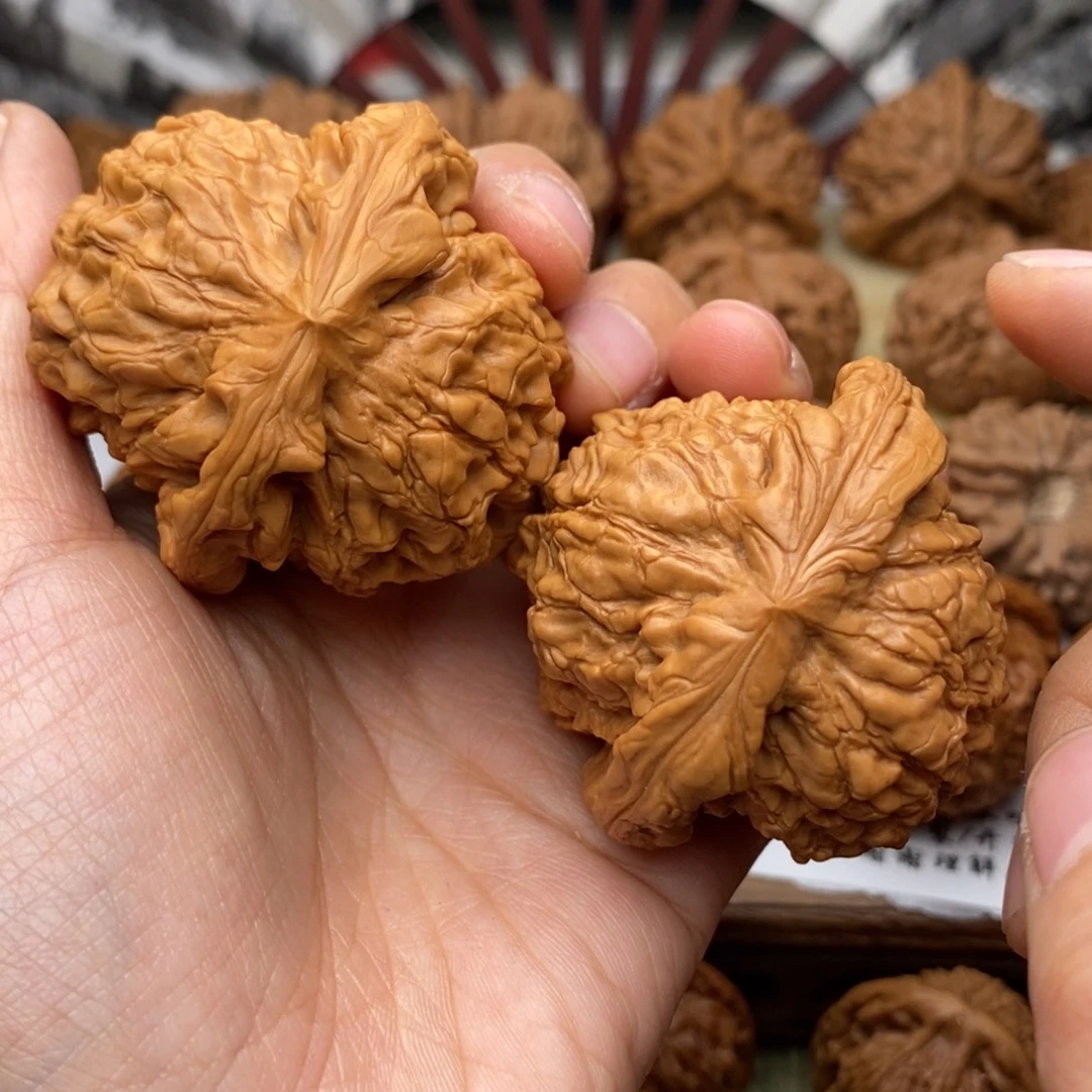 文玩核桃把件217号48龙鼎