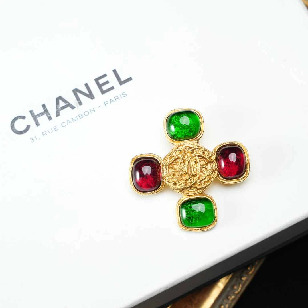95新 Chanel/香奈儿 柚礼中古/香奈儿红绿葡萄藤胸针lz510506
