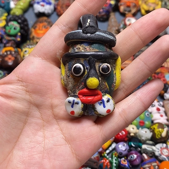 琉璃项链印度尼西亚双脸娃