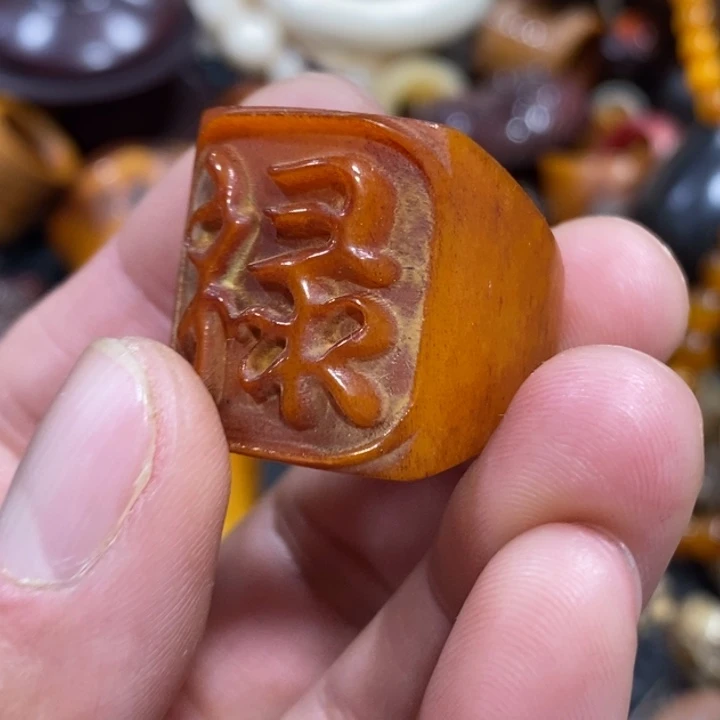 滴血莲花菩提吊坠
