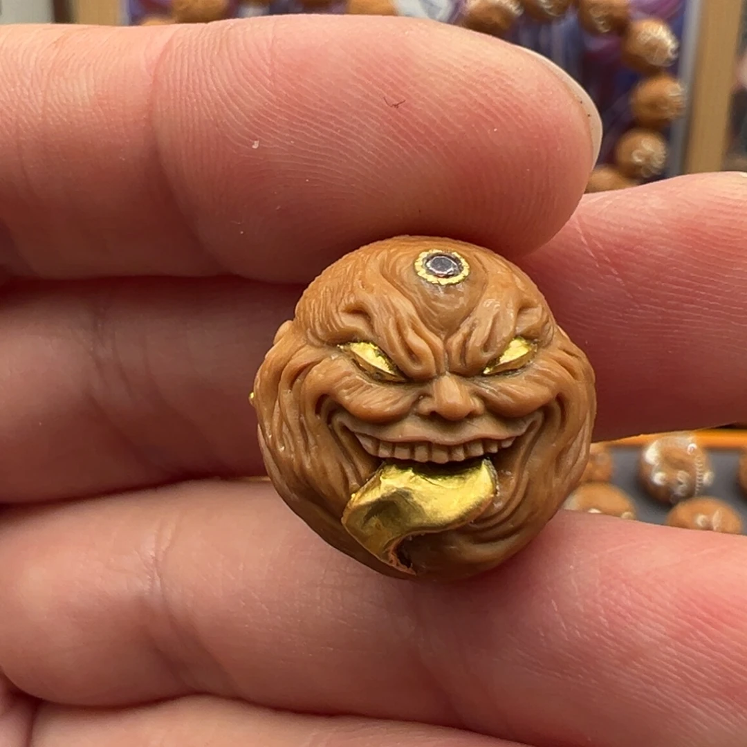 吊坠猴头核桃舔僧