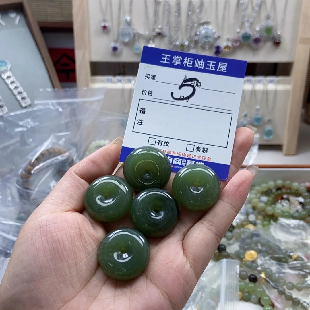 和田玉未镶嵌颈饰多样性，发一个
