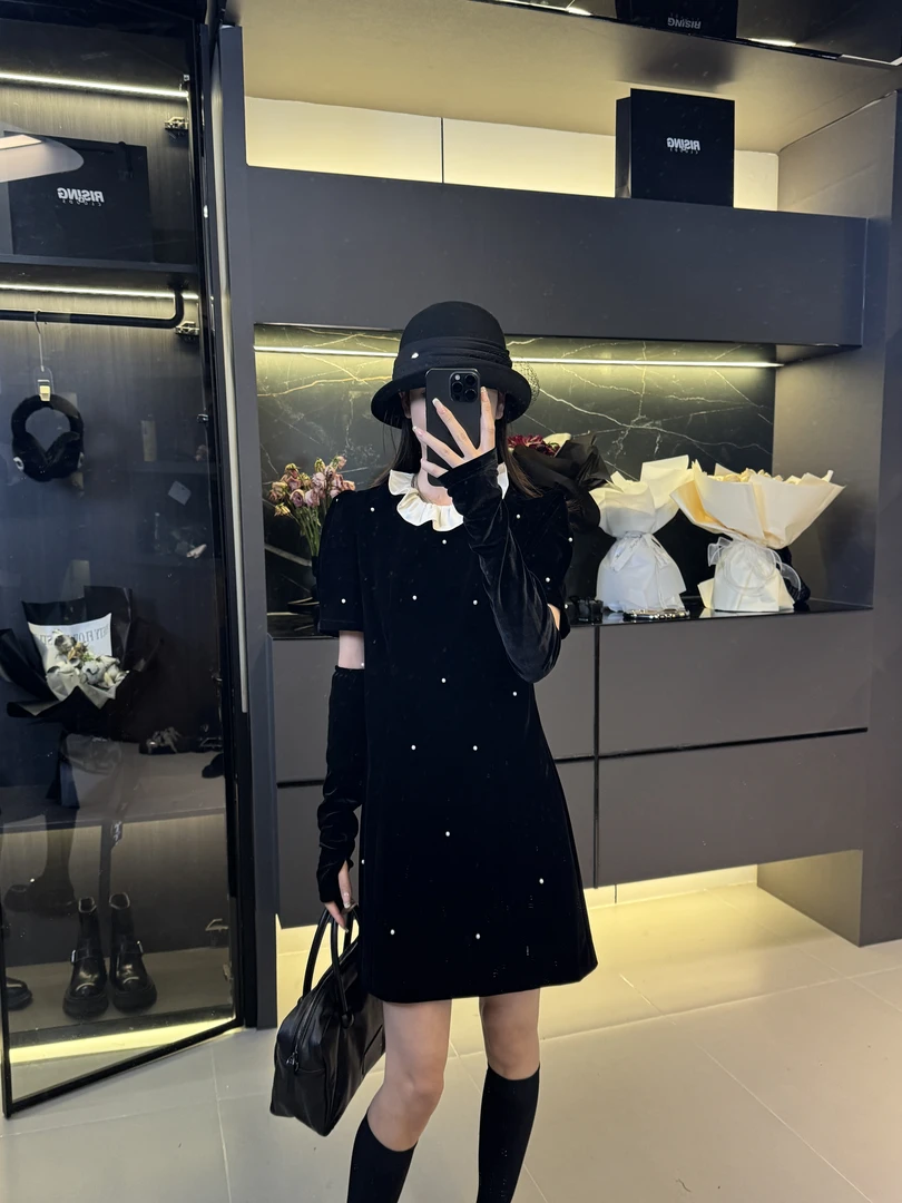 RISING&CLOUDS【沐光】钉珠花边领丝绒裙连衣裙120400GT