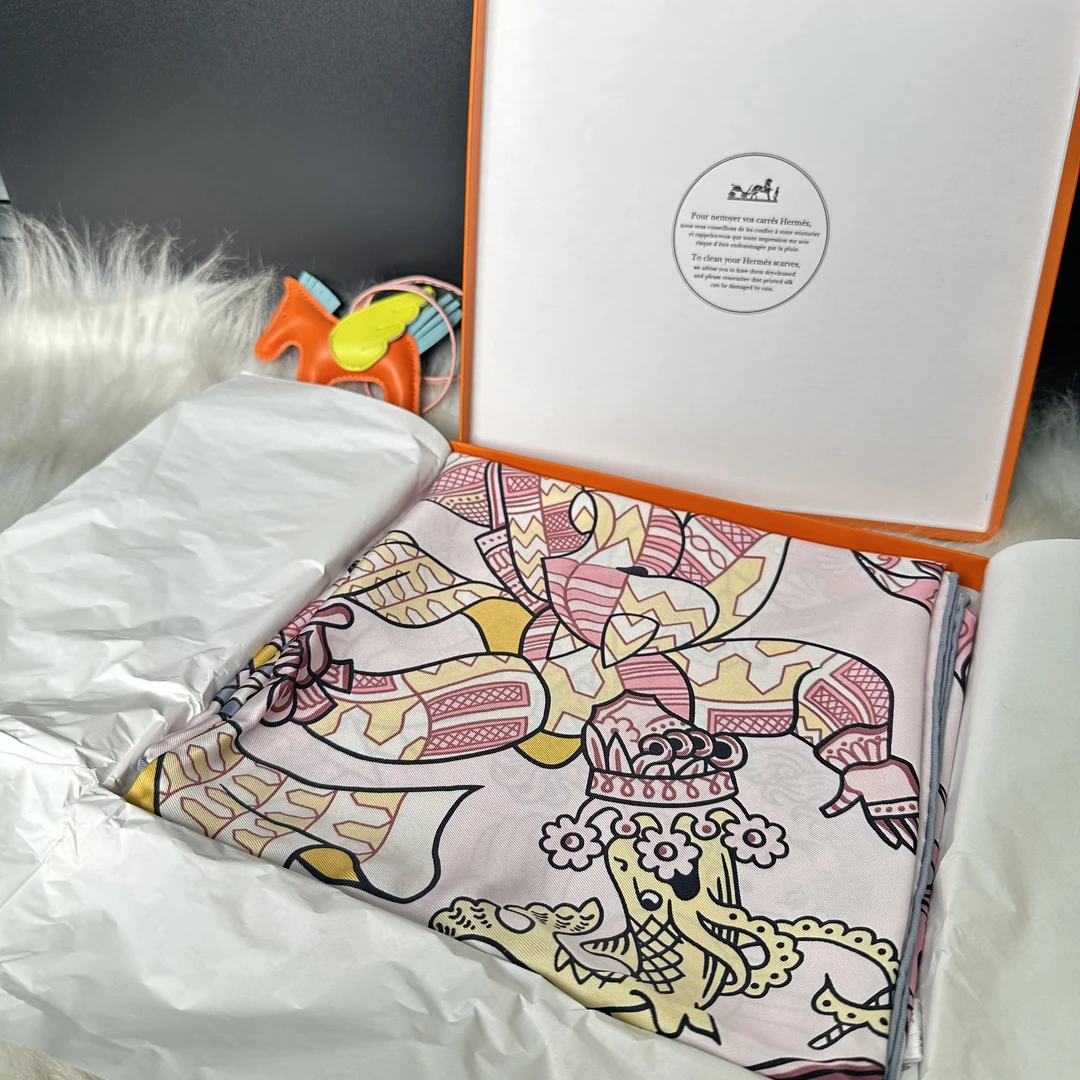 99新 Hermes/爱马仕 丝巾/11430252