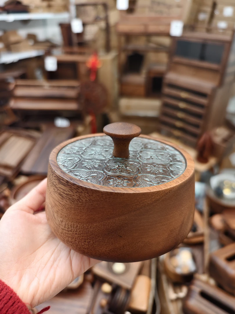 南美胡桃木木头圆钵带盖13.5*6cm高  HTB-11