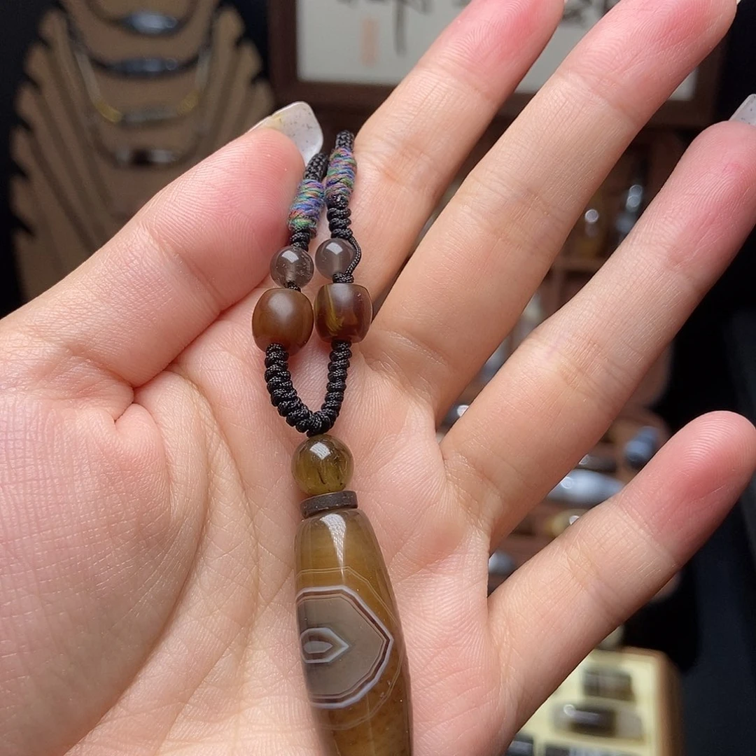 玛瑙/玉髓未镶嵌吊坠(赠链)