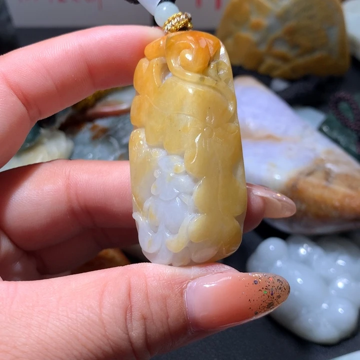 翡翠未镶嵌颈饰保真天然A货翡翠