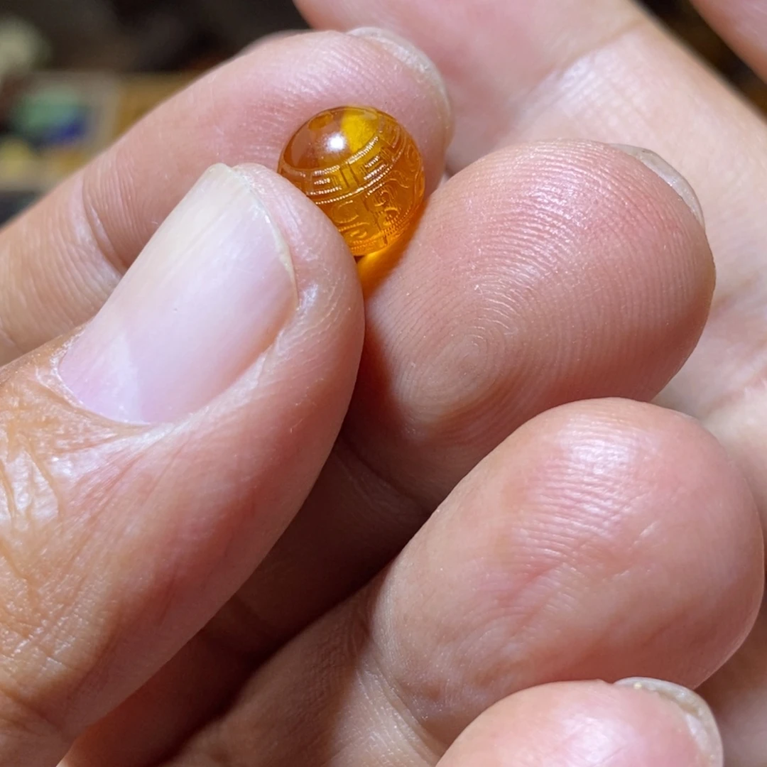 z***o未镶嵌蜜蜡裸石配饰