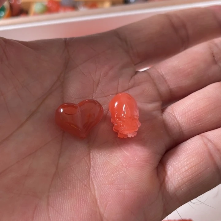 颈饰未镶嵌南红玛瑙团**圆