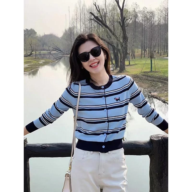2025夏季韩式条纹狗狗刺绣设计感针织开衫女新款小众百搭个性上衣