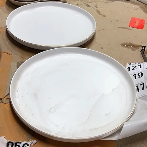 微瑕，口径25厘米，高度2，2个055