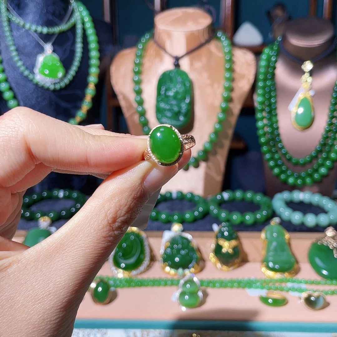 和田玉（碧玉）18K金镶嵌吊坠(不含链)