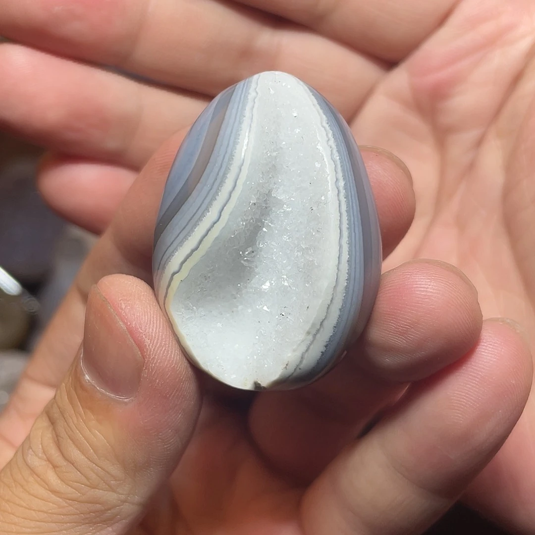 未镶嵌水晶大型摆件（非配饰）