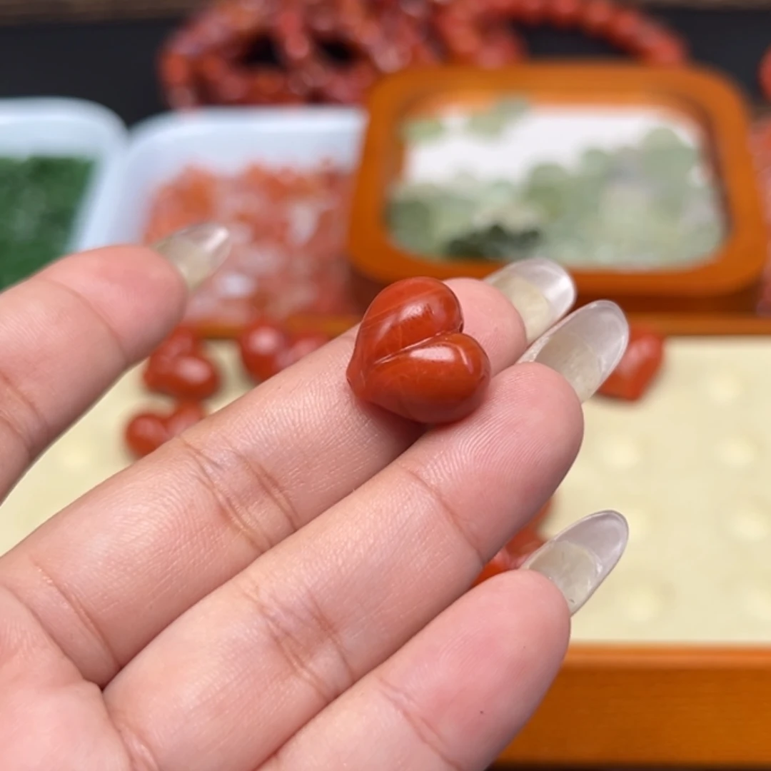 ꧁***꧂南红玛瑙未镶嵌吊坠(不含链)