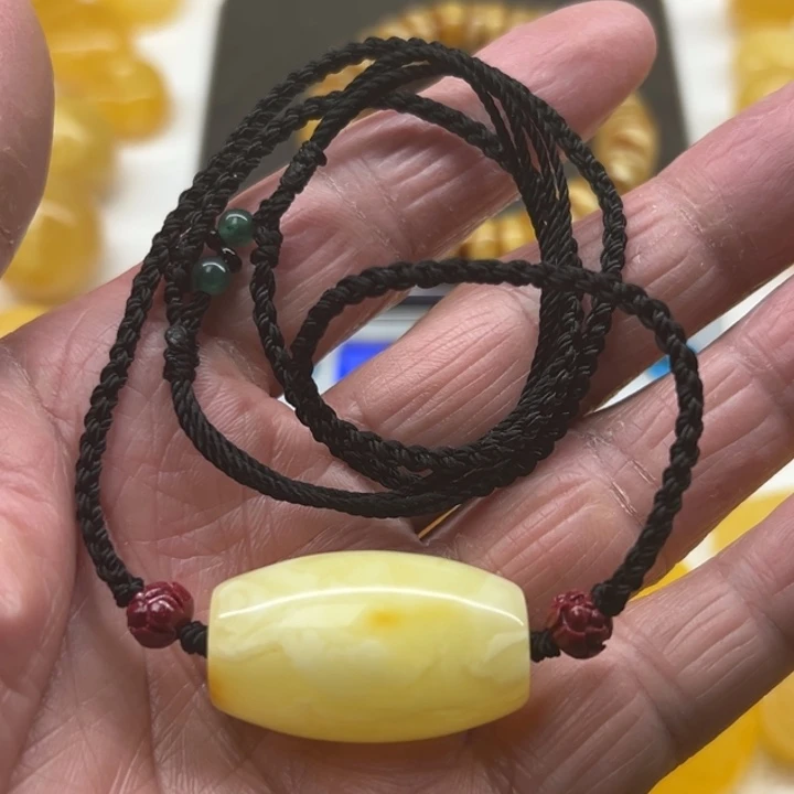 琥珀（矿物珀）未镶嵌裸石