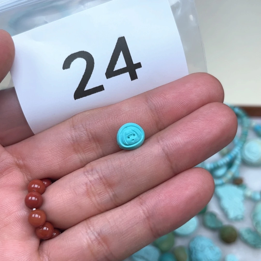 绿松石未镶嵌珠宝奇石