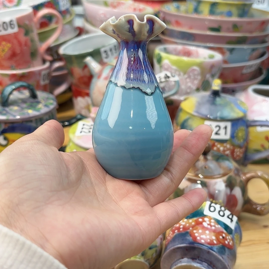 瓷片兔兔盖茨。兔兔好