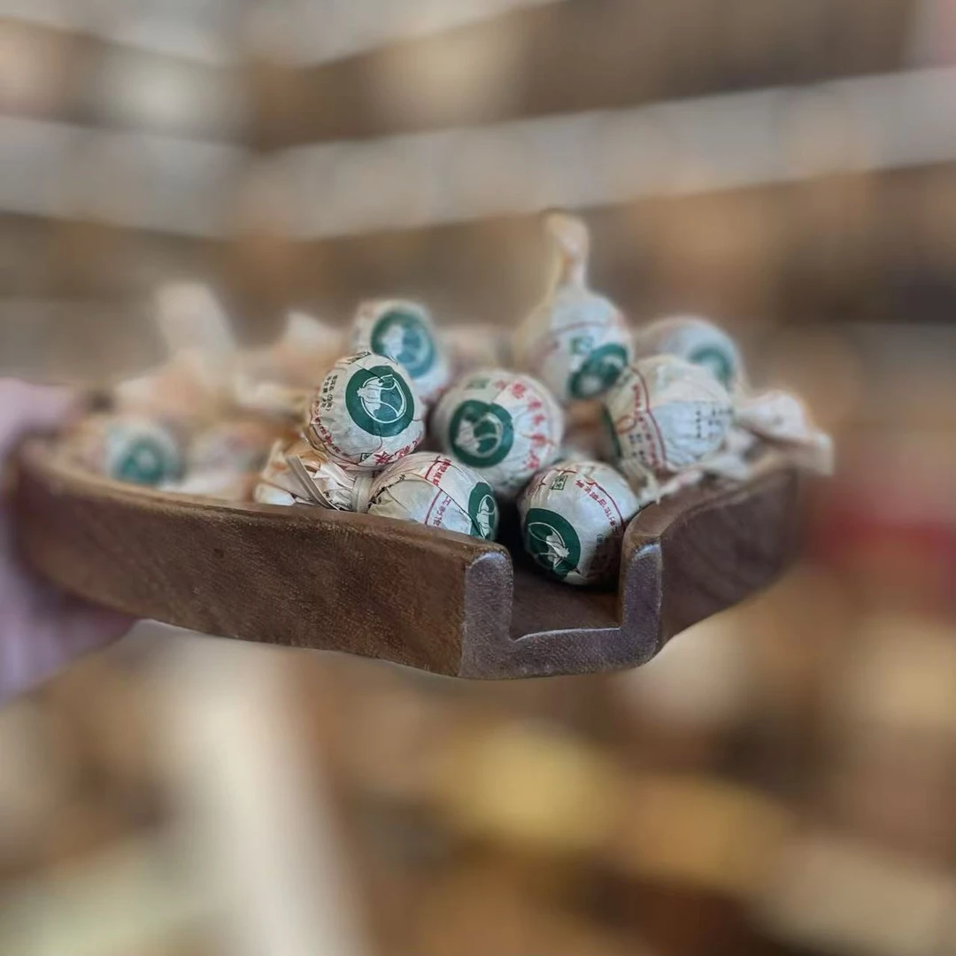 2023年班章生态白菜龙珠普洱茶生茶100克