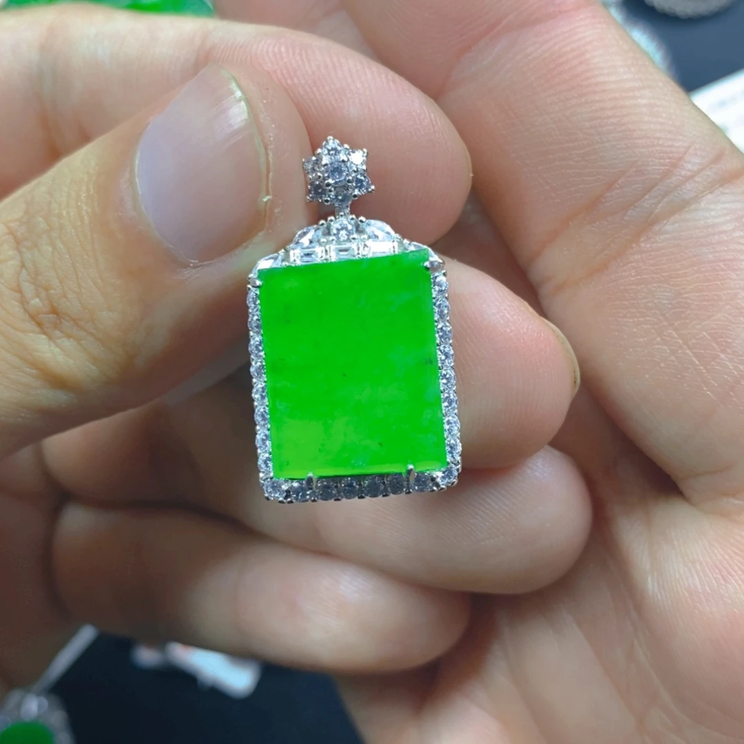 翡翠银S925镶嵌颈饰56666