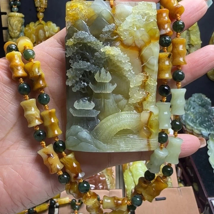 蛇纹石玉未镶嵌颈饰