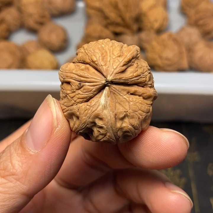 ****人文玩核桃吊坠文玩核桃异形单只