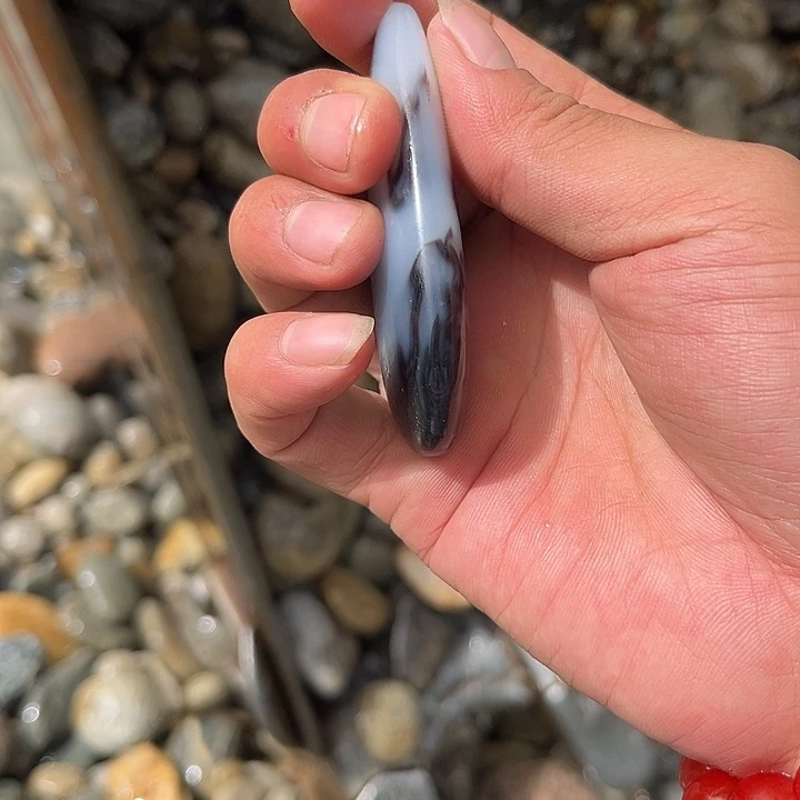 未镶嵌和田玉（糖玉）车挂