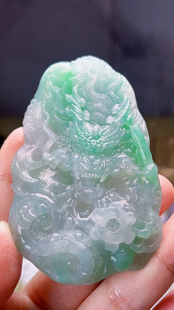 天然缅甸翡翠冰胶飘阳绿龙牌毛货买断需抛光尺寸80-50-11