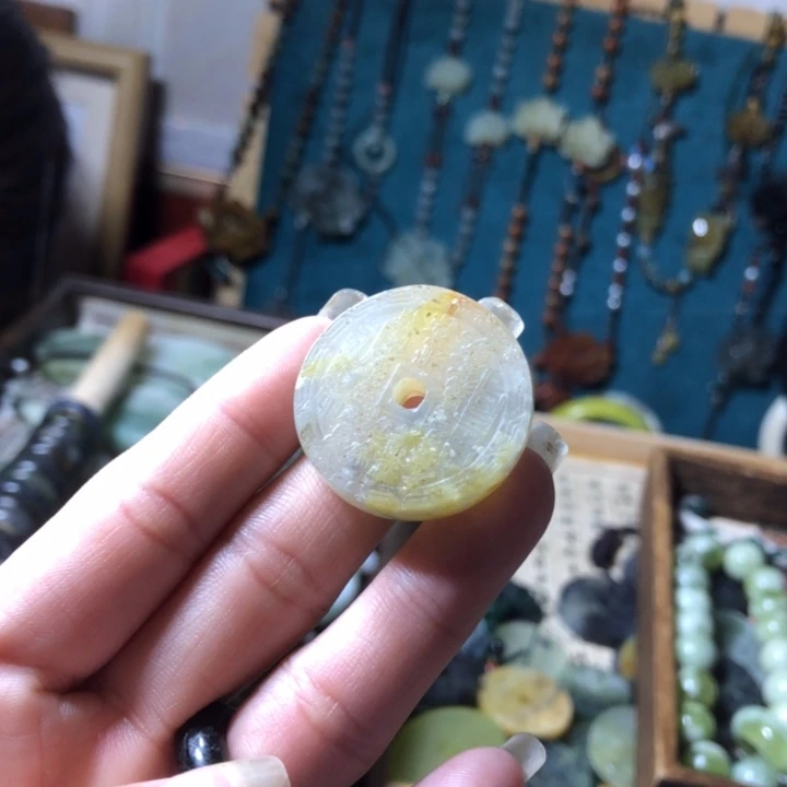 岫玉未镶嵌岫玉挂件