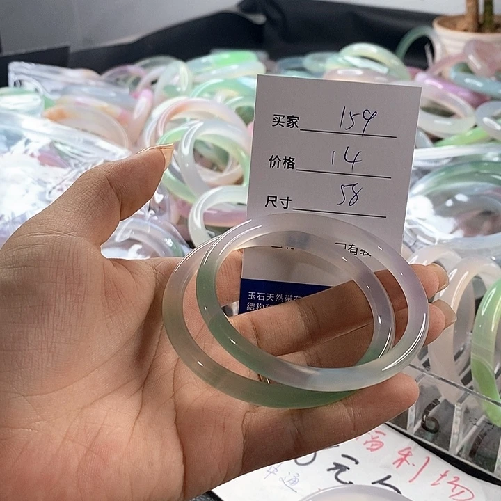 玛瑙/玉髓未镶嵌手镯159