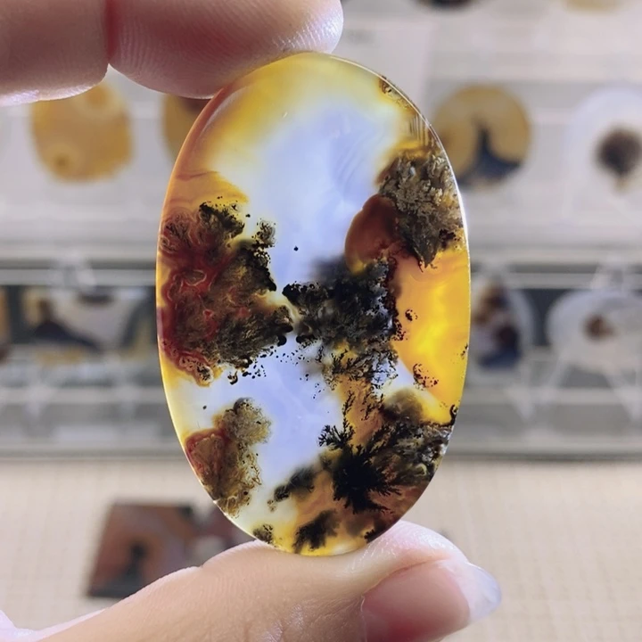 玛瑙/玉髓未镶嵌颈饰