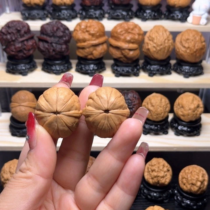 文玩核桃吊坠26w小西瓜32尺